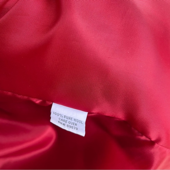 Red tailored vintage wool peacoat with matching scarf. Aprox size Medium - Picture 10 of 11